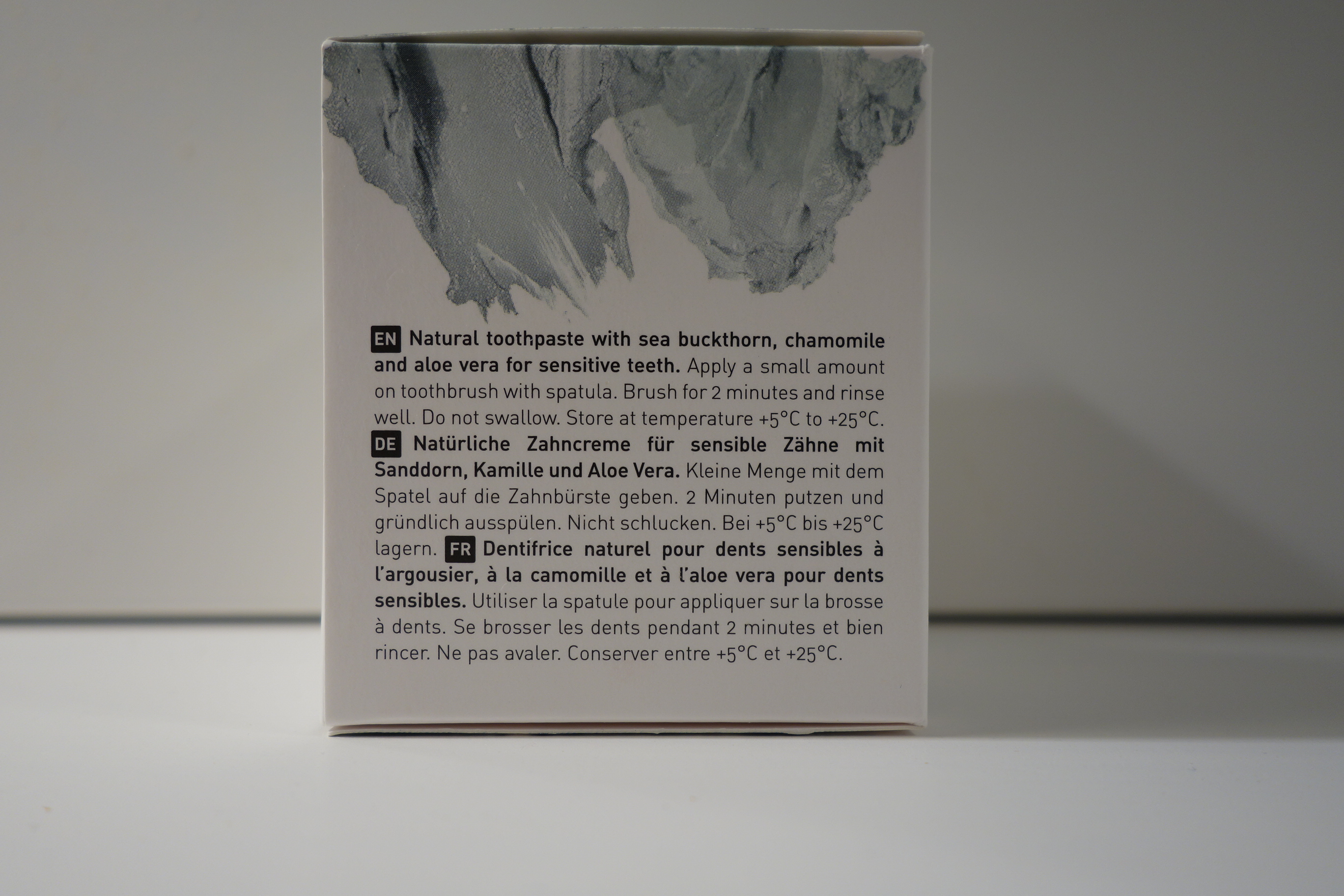 Zahnpasta im Glas Sensitiv mit Sanddorn Kamille & Aloe Vera