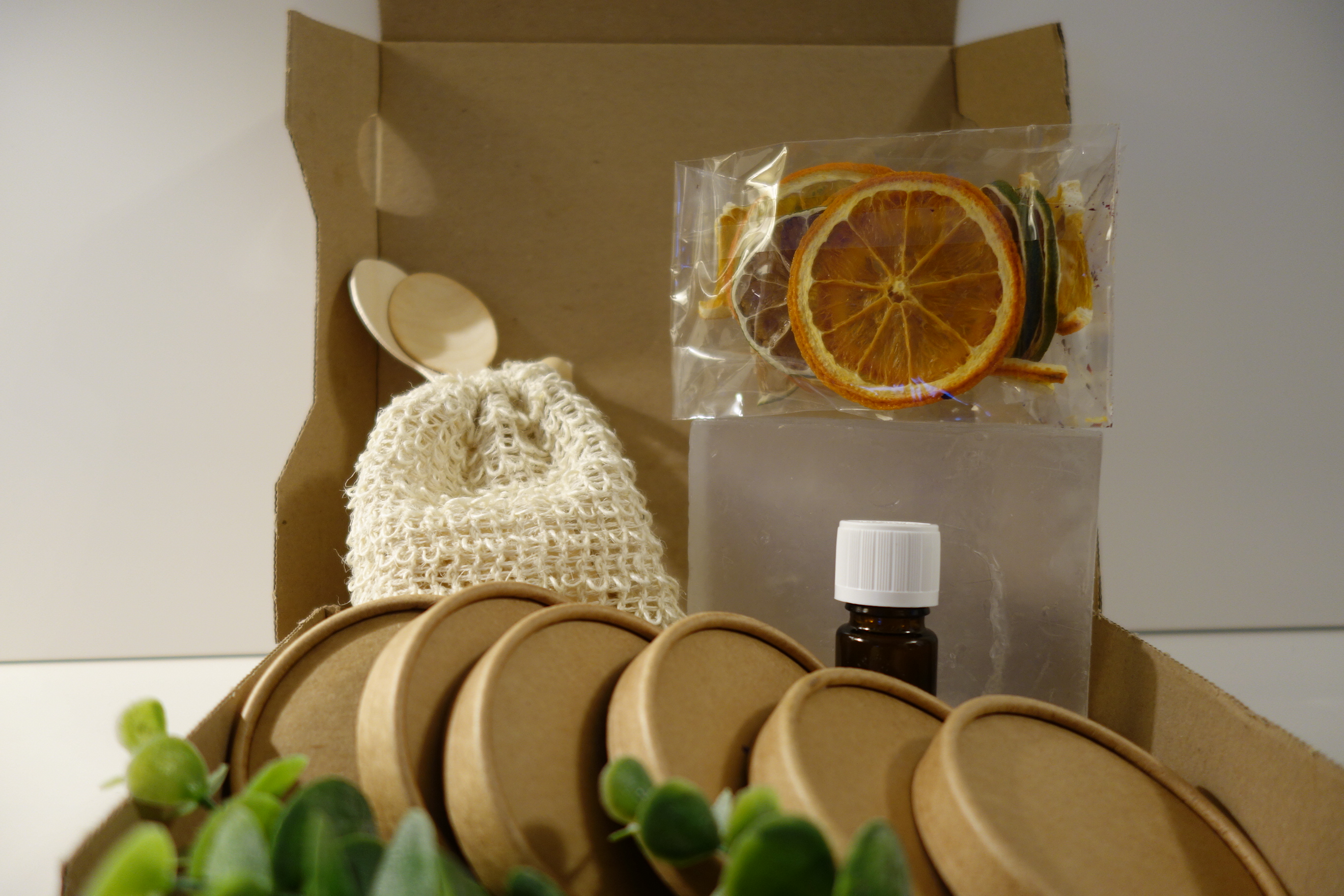DIY-SEIFE CITRUSMIX & ÄTHERISCHES Öl  ORANGE I ZITRONE I LIMETTE ALS GESCHENK-SET