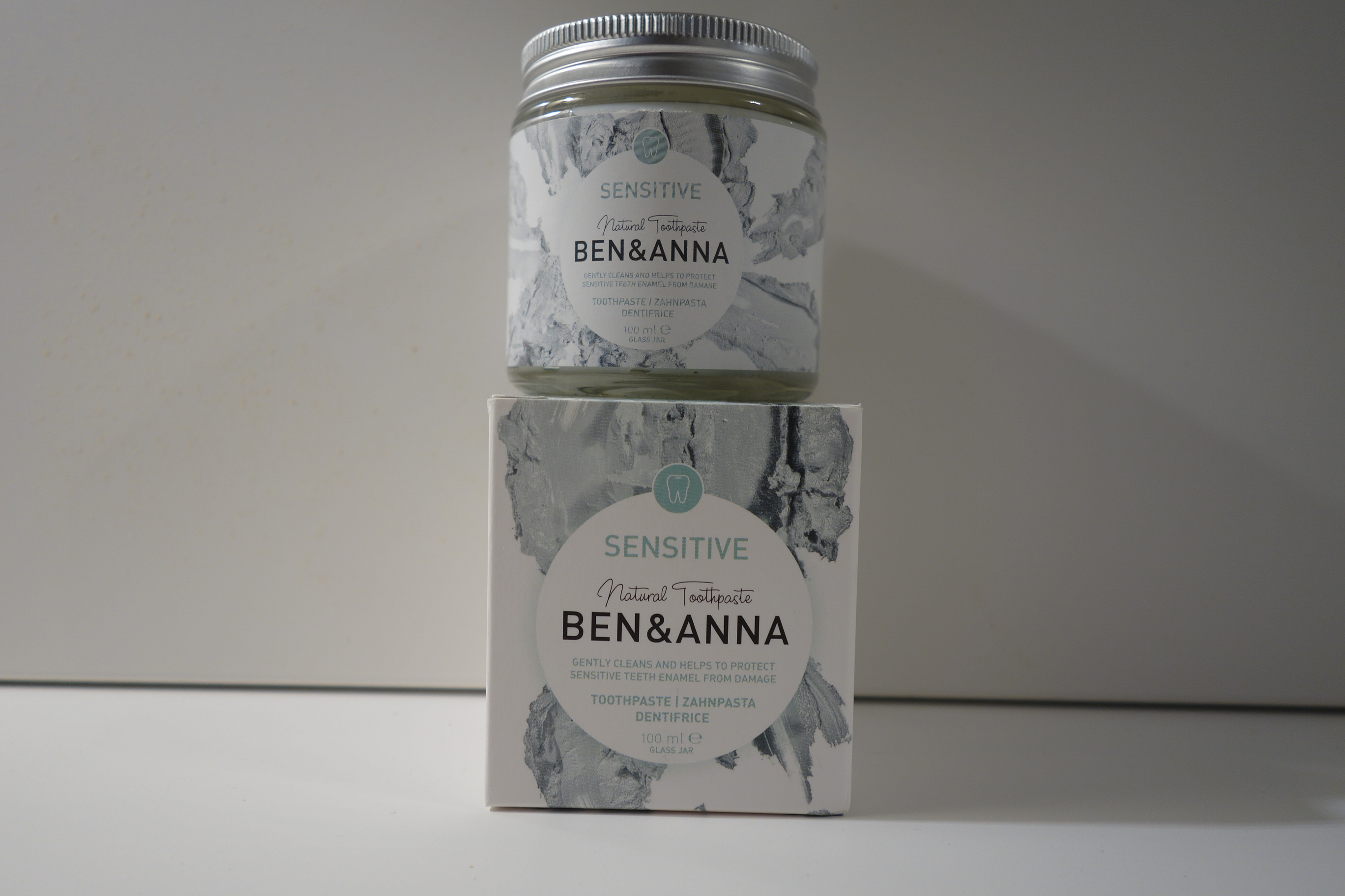 Zahnpasta im Glas Sensitiv mit Sanddorn Kamille & Aloe Vera