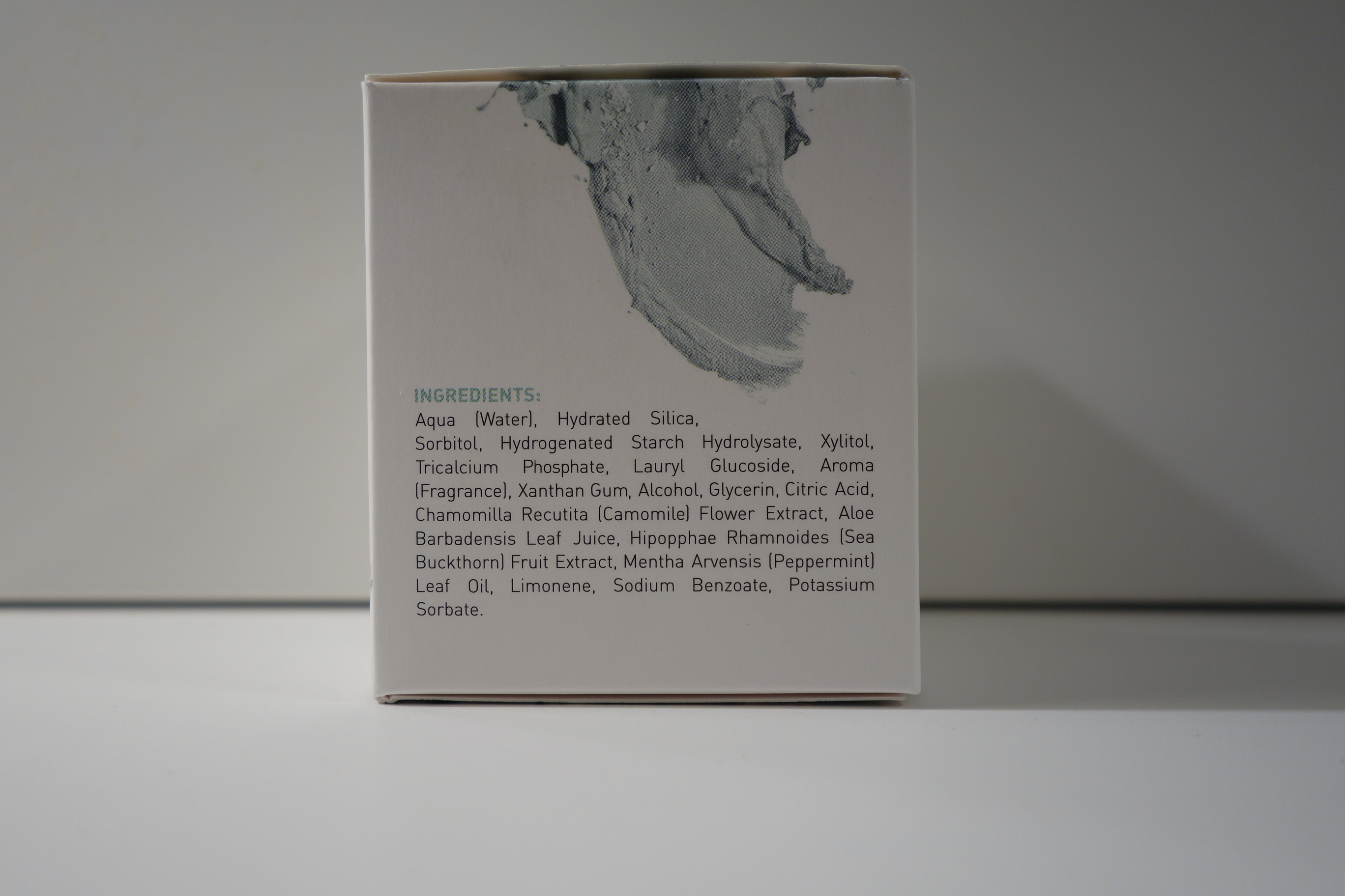 Zahnpasta im Glas Sensitiv mit Sanddorn Kamille & Aloe Vera