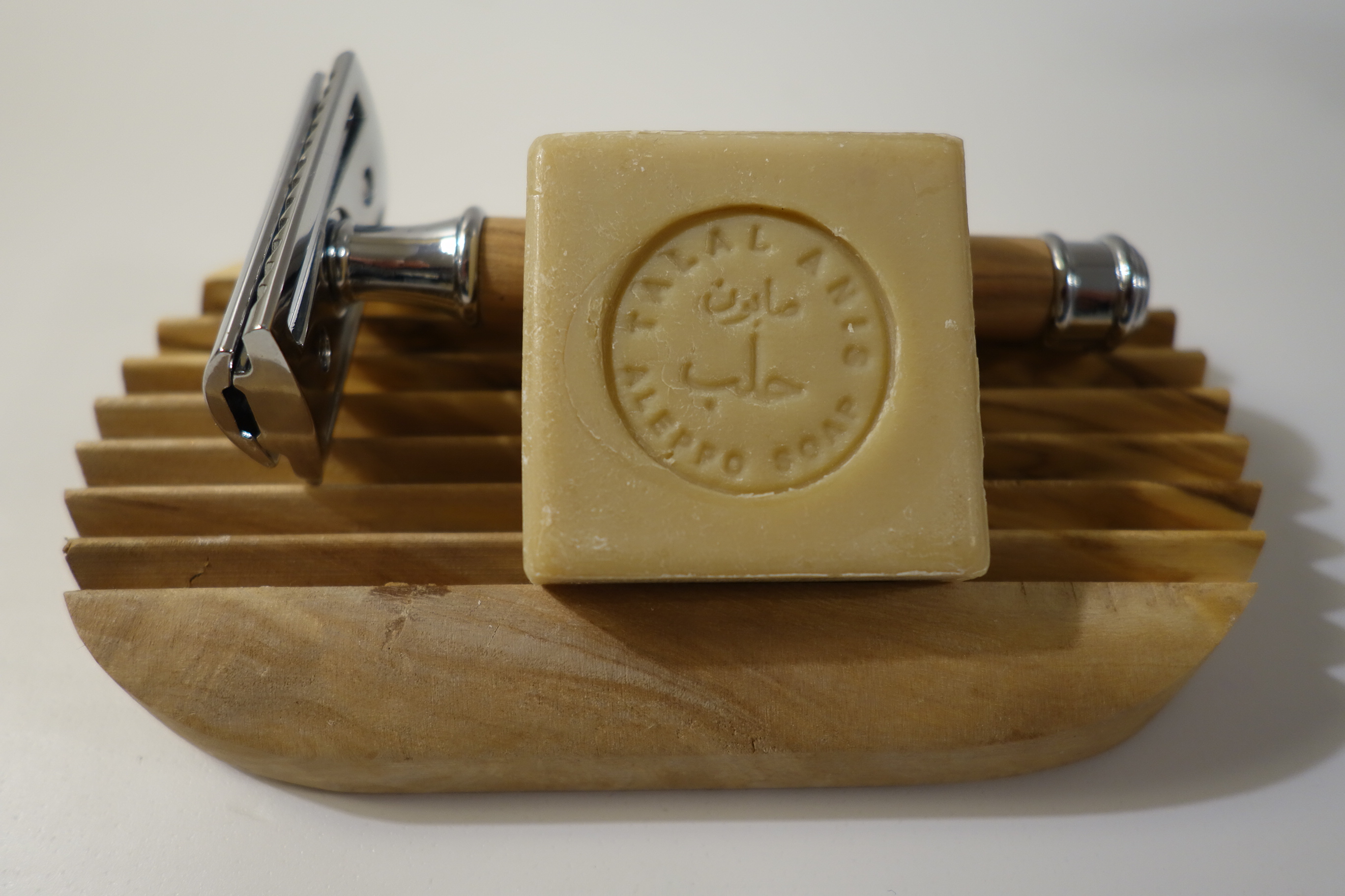 FINigrana® Aleppo Mini-Rasierseife Bio-Erdmandelöl 25 g