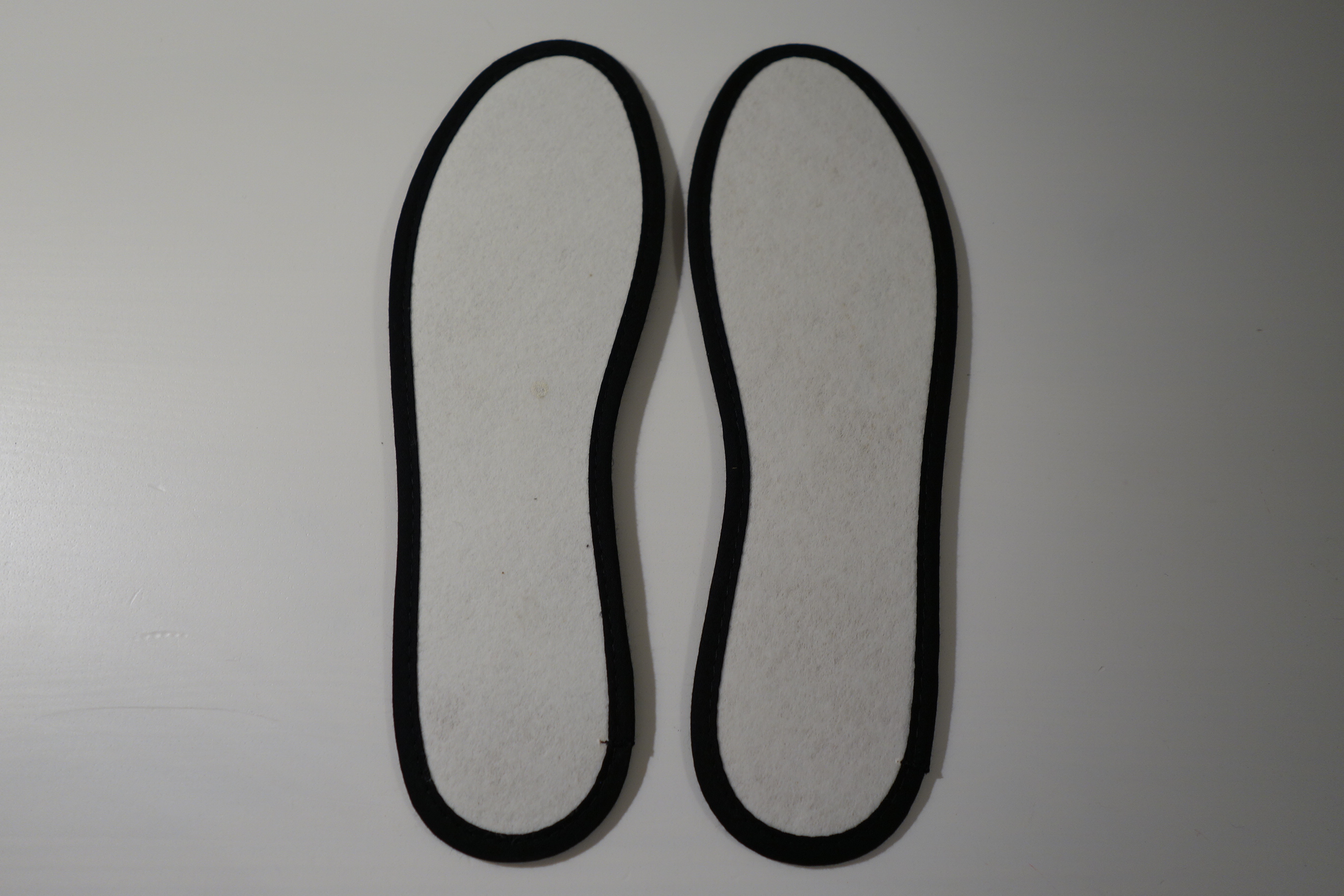 Zimt Einlegesohlen schwarz gesteppt  LesTòngs