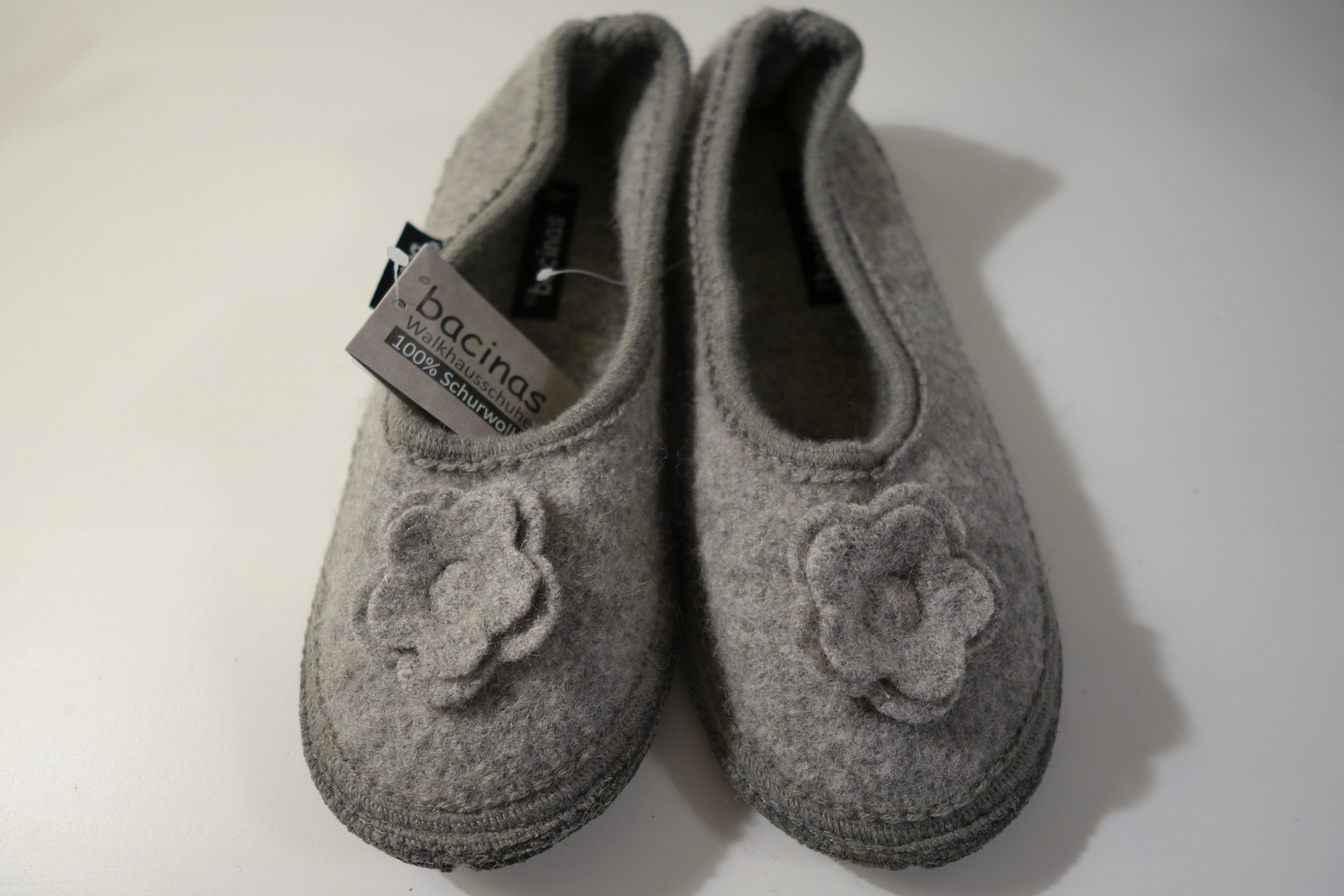 bacinas Hausschuhe - Hausballerina aus gewalkter Schafwolle grau 37- 41