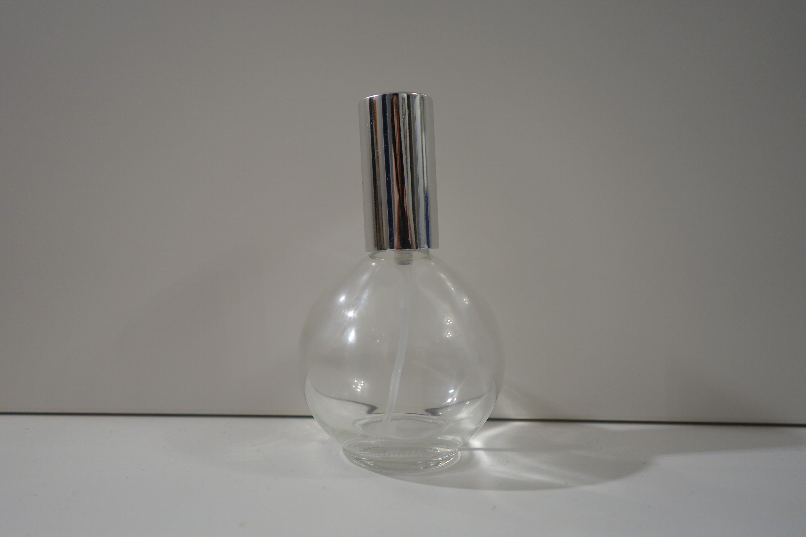 LaVita Zerstäuber 75ml rund Glas klar Silberkappe