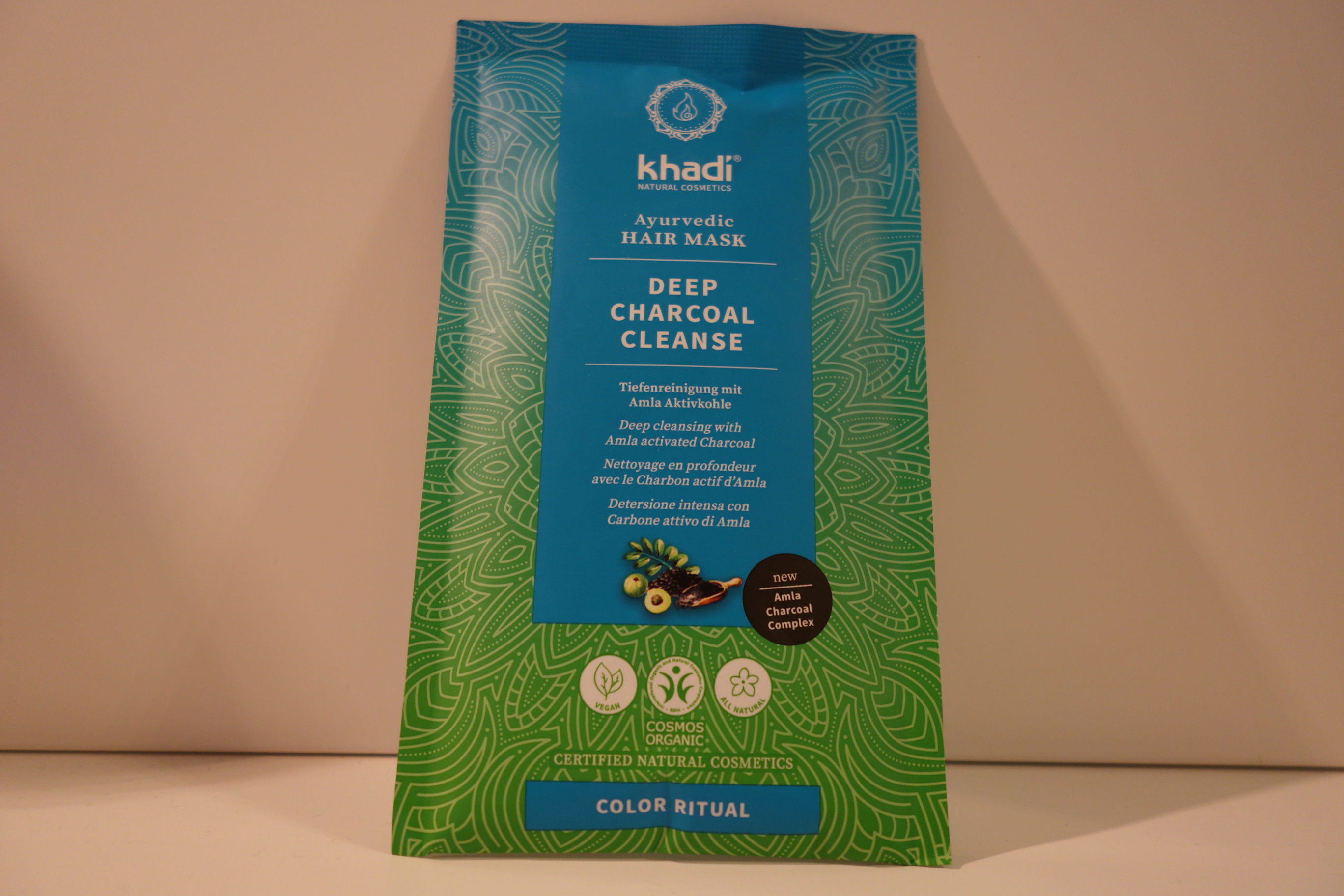AYURVEDISCHE HAARMASKE DEEP CHARCOAL CLEANSE khadi