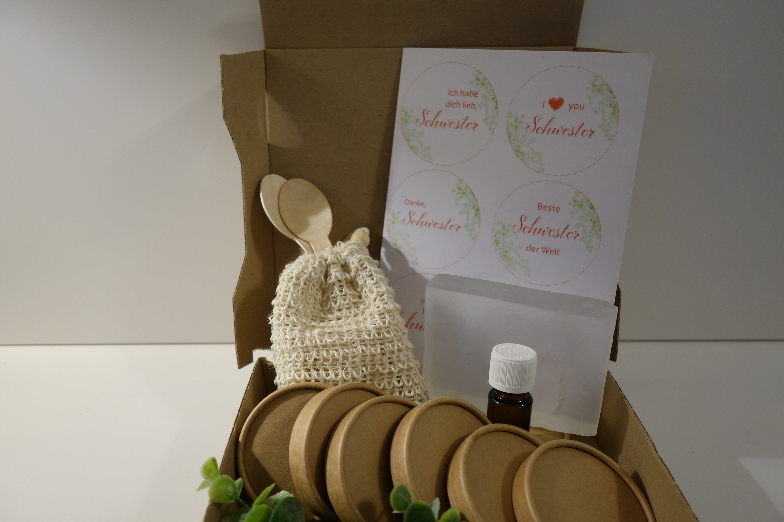 DIY-SEIFE MIT BOTSCHAFT SCHWESTER GESCHENK-SET