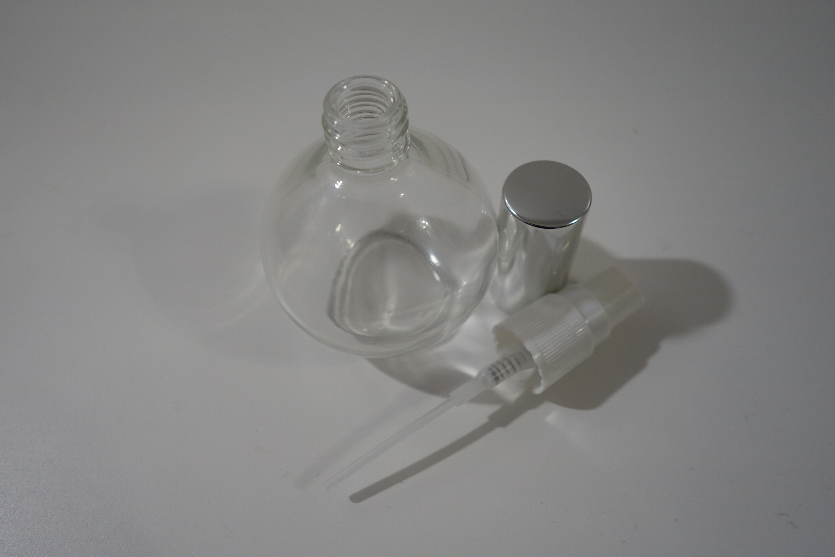 LaVita Zerstäuber 75ml rund Glas klar Silberkappe