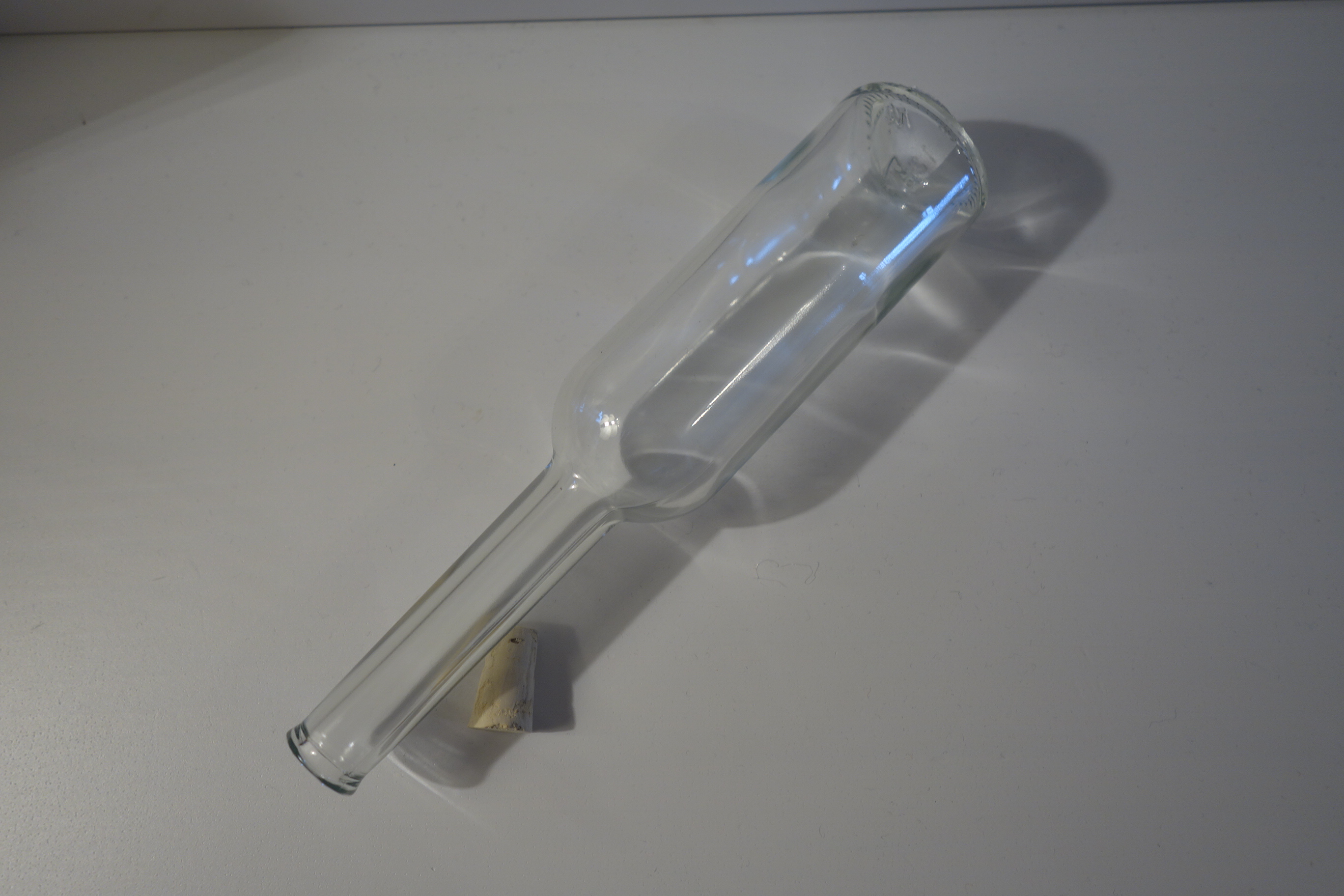 Langhals Leerflasche mit Korkverschluss 100ml